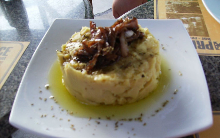 Santorini gasztro: a fava bab